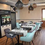 Logis Hotel- Restaurant La Renaissance 3*
