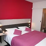 Logis Hotel- Restaurant La Renaissance 3* 바카라