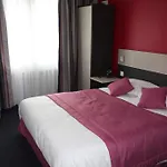 Logis Hotel- Restaurant La Renaissance ホテル