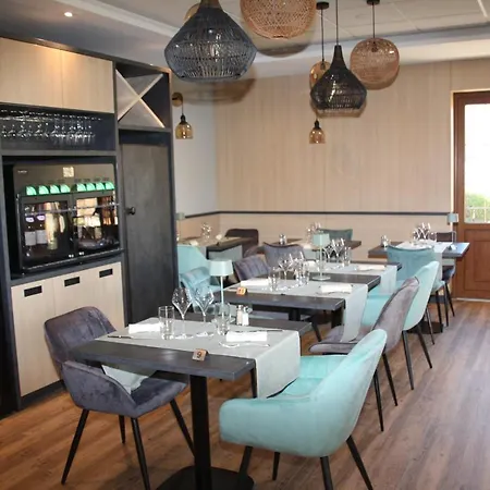 La Renaissance 3*