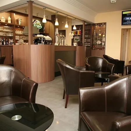 Hotel Logis Hotel- Restaurant La Renaissance 3*