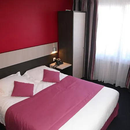 Ξενοδοχείο Logis Hotel- Restaurant La Renaissance 3*