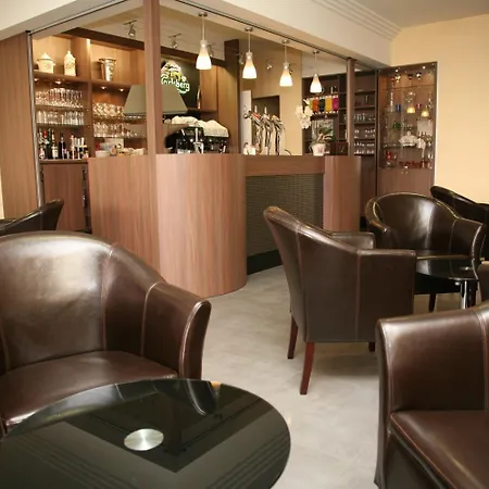 Logis Hotel- Restaurant La Renaissance 3*