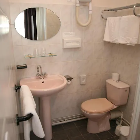 La Renaissance 3*