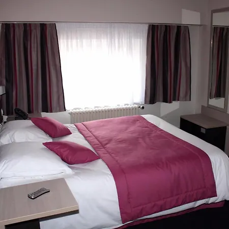 La Renaissance 3*