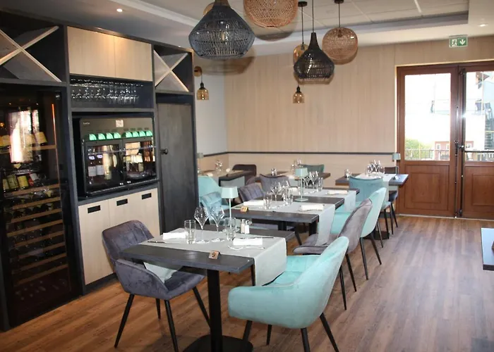 Logis Hotel- Restaurant La Renaissance 3*