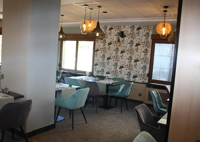 Logis Hotel- Restaurant La Renaissance 酒店