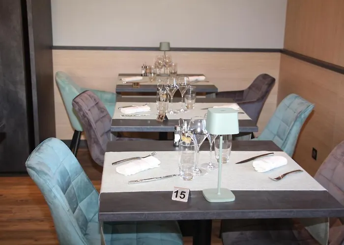 Logis Hotel- Restaurant La Renaissance 3*