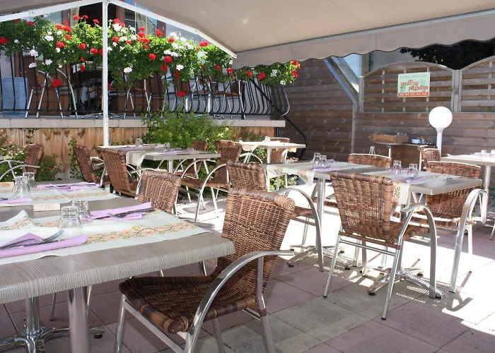 Logis Hotel- Restaurant La Renaissance