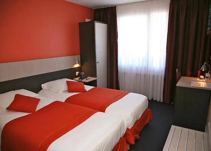 Logis Hotel- Restaurant La Renaissance 酒店 巴卡拉