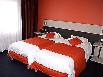 Logis Hotel- Restaurant La Renaissance 巴卡拉