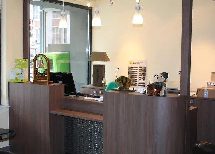 Logis Hotel- Restaurant La Renaissance 酒店 3*